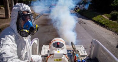 CONTINÚAN LOS OPERATIVOS SIMULTÁNEOS DE FUMIGACIÓN CONTRA EL DENGUE EN QUILMES