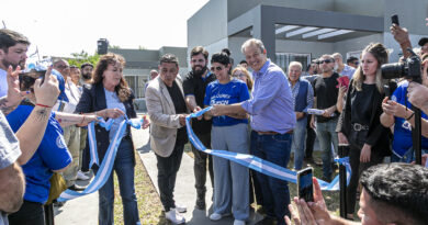 INAUGURARON EN JOSÉ MÁRMOL NUEVOS POLICONSULTORIOS Y LA SEDE GREMIAL DE UPCN