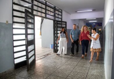 AVANZAN LOS IMPORTANTES TRABAJOS DE INFRAESTRUCTURA EN LA EES Nº 6 Y LA EP Nº 48 DE BERNAL OESTE