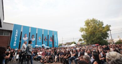 MAYRA ASUMIÓ NUEVAMENTE LA PRESIDENCIA DEL PJ QUILMES ACOMPAÑADA POR EL DIPUTADO NACIONAL MÁXIMO KIRCHNER