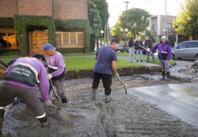 CONTINÚAN LOS TRABAJOS DIARIOS DE BACHEO EN HORMIGÓN EN QUILMES OESTE