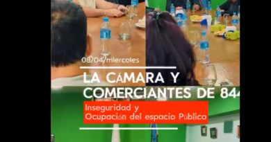 Reunión entre comerciantes y vecinos en la Cámara de Comercio de Solano