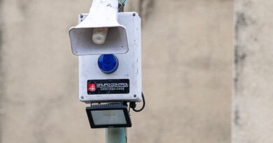 INSTALAN EN BROWN NUEVAS ALARMAS COMUNITARIAS MUNICIPALES