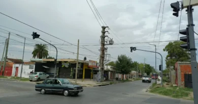 Colocaron semáforos en la intersección de Santa Ana y Amenedo