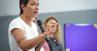 MAYRA: “VAMOS A HACER LLEGAR A TODAS LAS ESCUELAS PRIMARIAS Y SECUNDARIAS LA LEY EMA»
