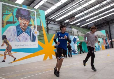 EVA MIERI RECORRIÓ EL POLIDEPORTIVO MUNICIPAL DIEGO ARMANDO MARADONA