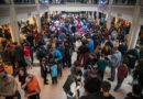 FIEBRE MUNDIALISTA: UNA MULTITUD EN UNA JORNADA DE INTERCAMBIO DE FIGURITAS