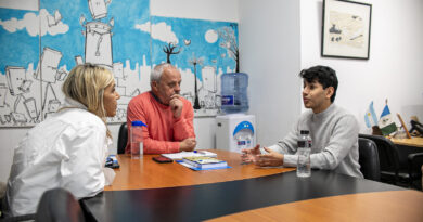 JÓVEN DE CLAYPOLE VIAJA A FRANCIA CON EL SUEÑO DE SUMARSE AL SECTOR AEROESPACIAL